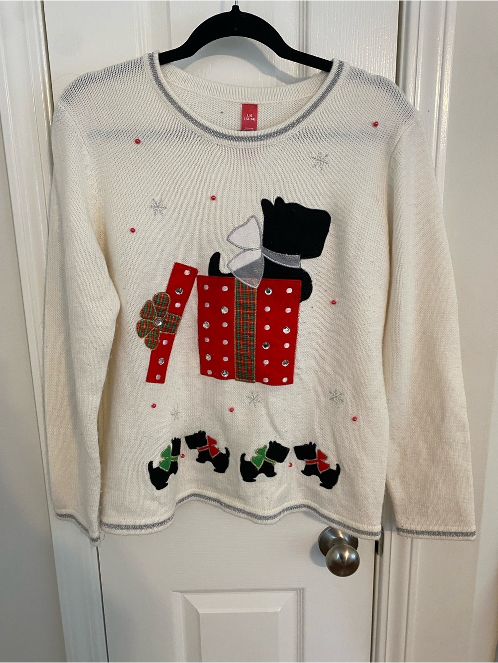 Holiday Time Cream Sweater with Red Plaid Gift & Black Scottie Dogs